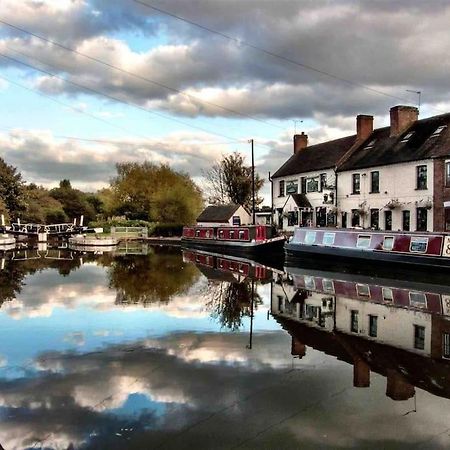 Fergies Canal Side Cottage Warwick  Kültér fotó